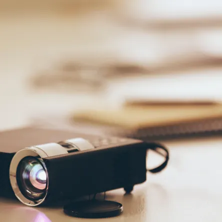 Кинотеатральные проекторы